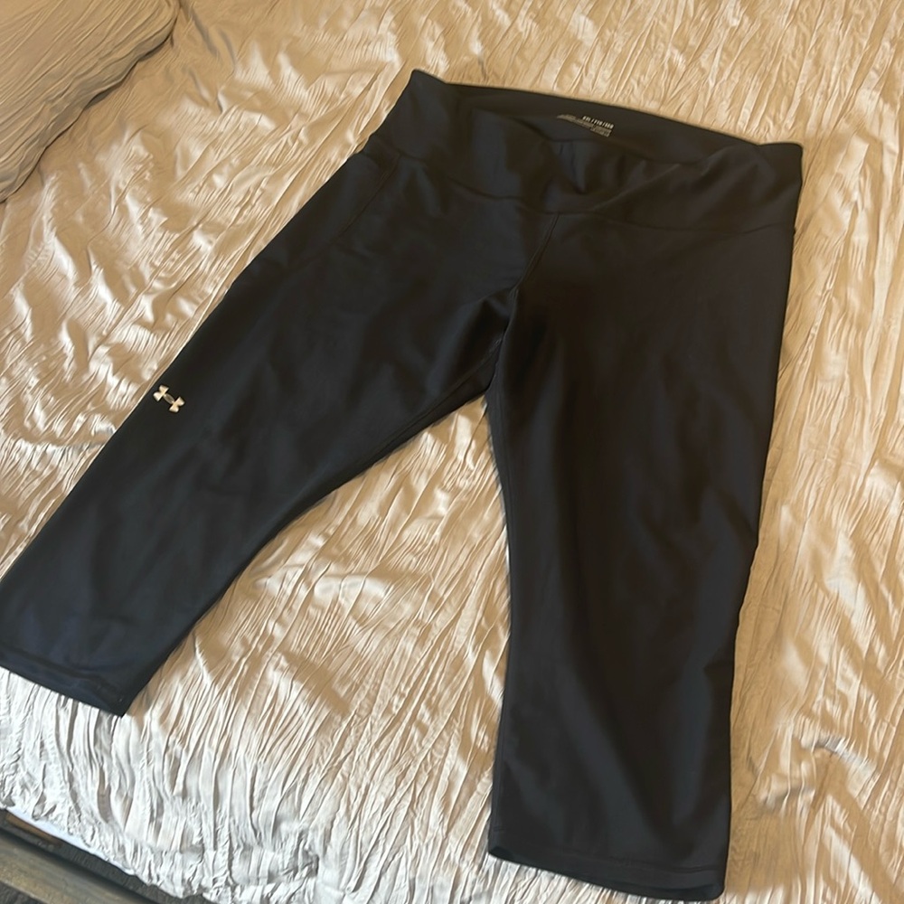 Under Armour Black Capris Sz xxl
